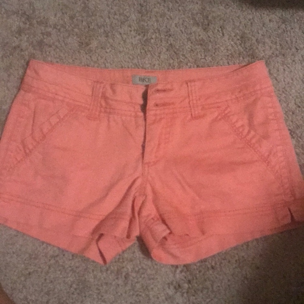 BKE coral shorts
